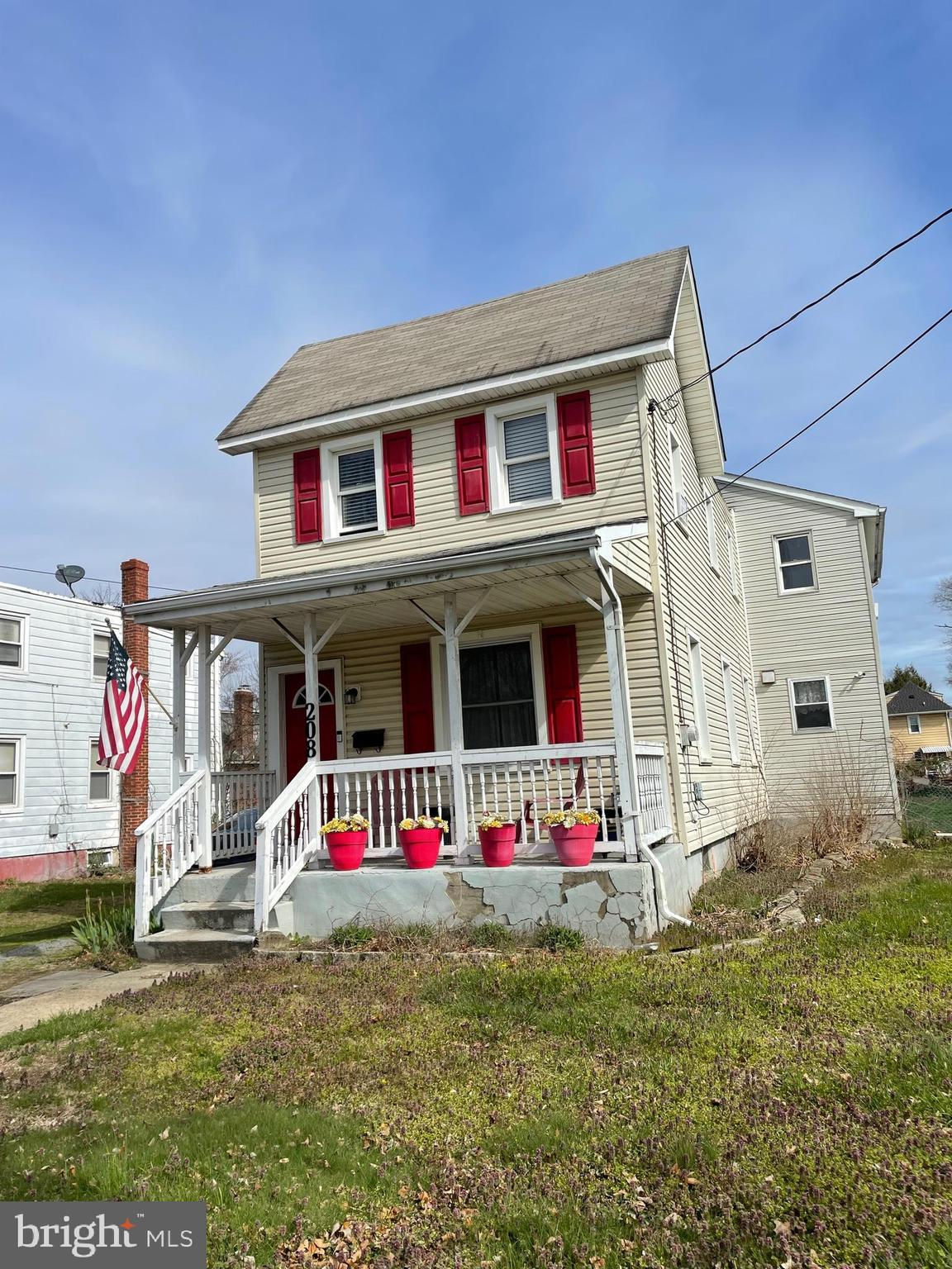 208 Delaware, Palmyra, NJ 08065 is now new to the market!