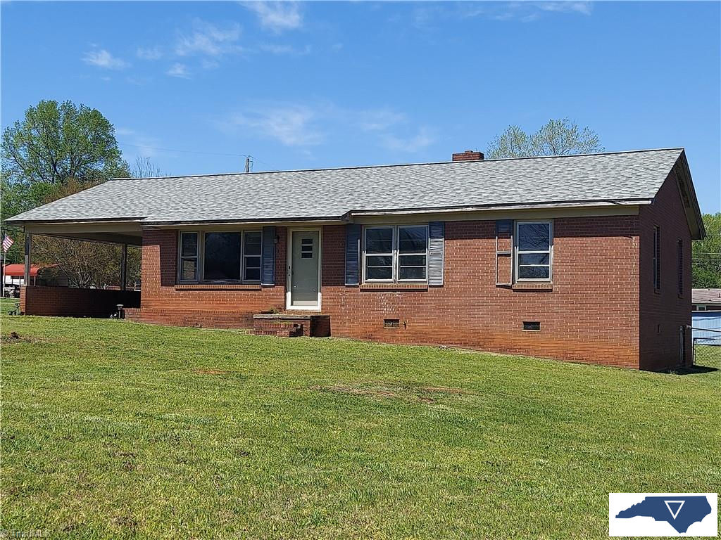 300 Mount View Court, Lexington, NC 27292