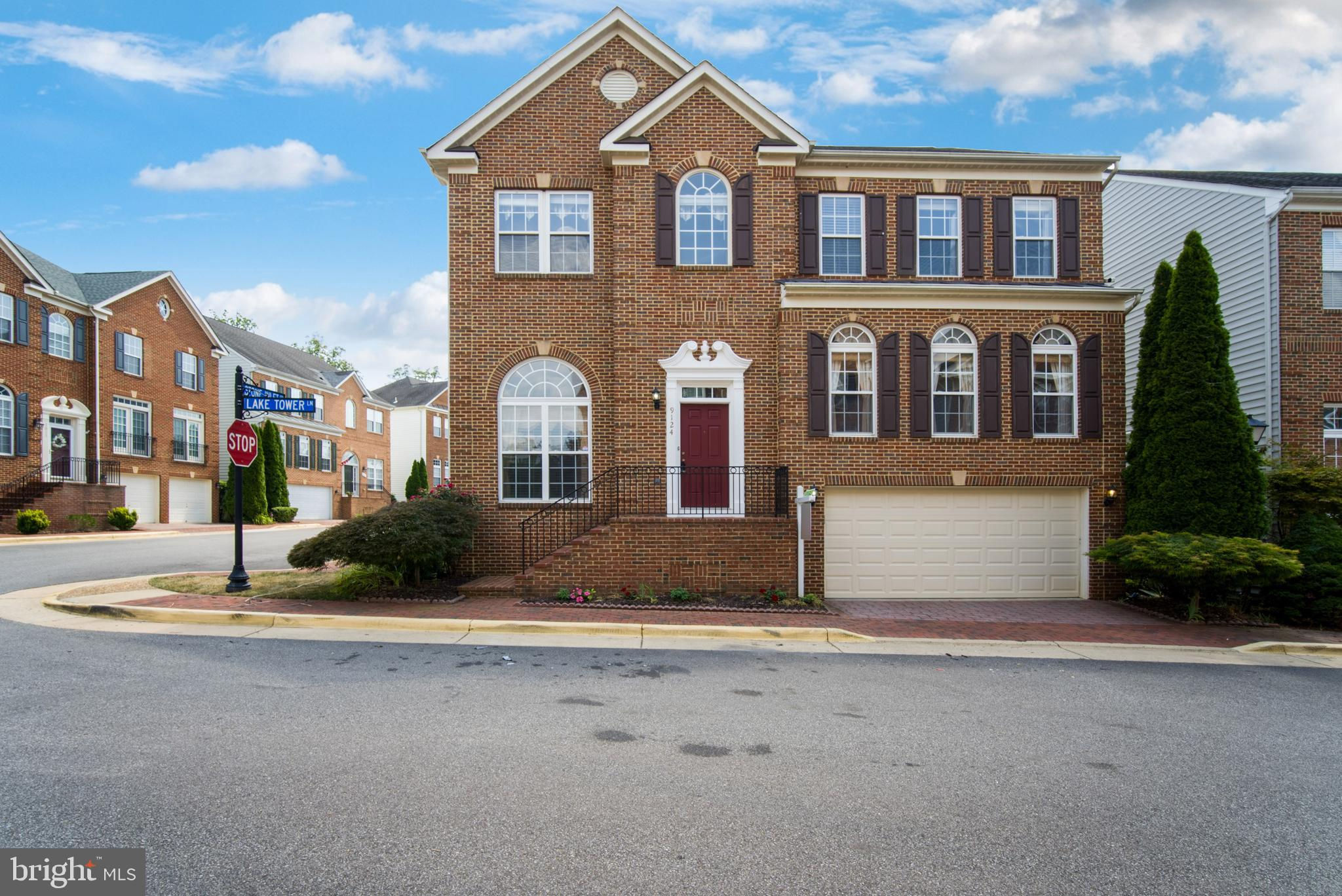 9124 Lake Tower Lane, Fort Belvoir, VA 22060