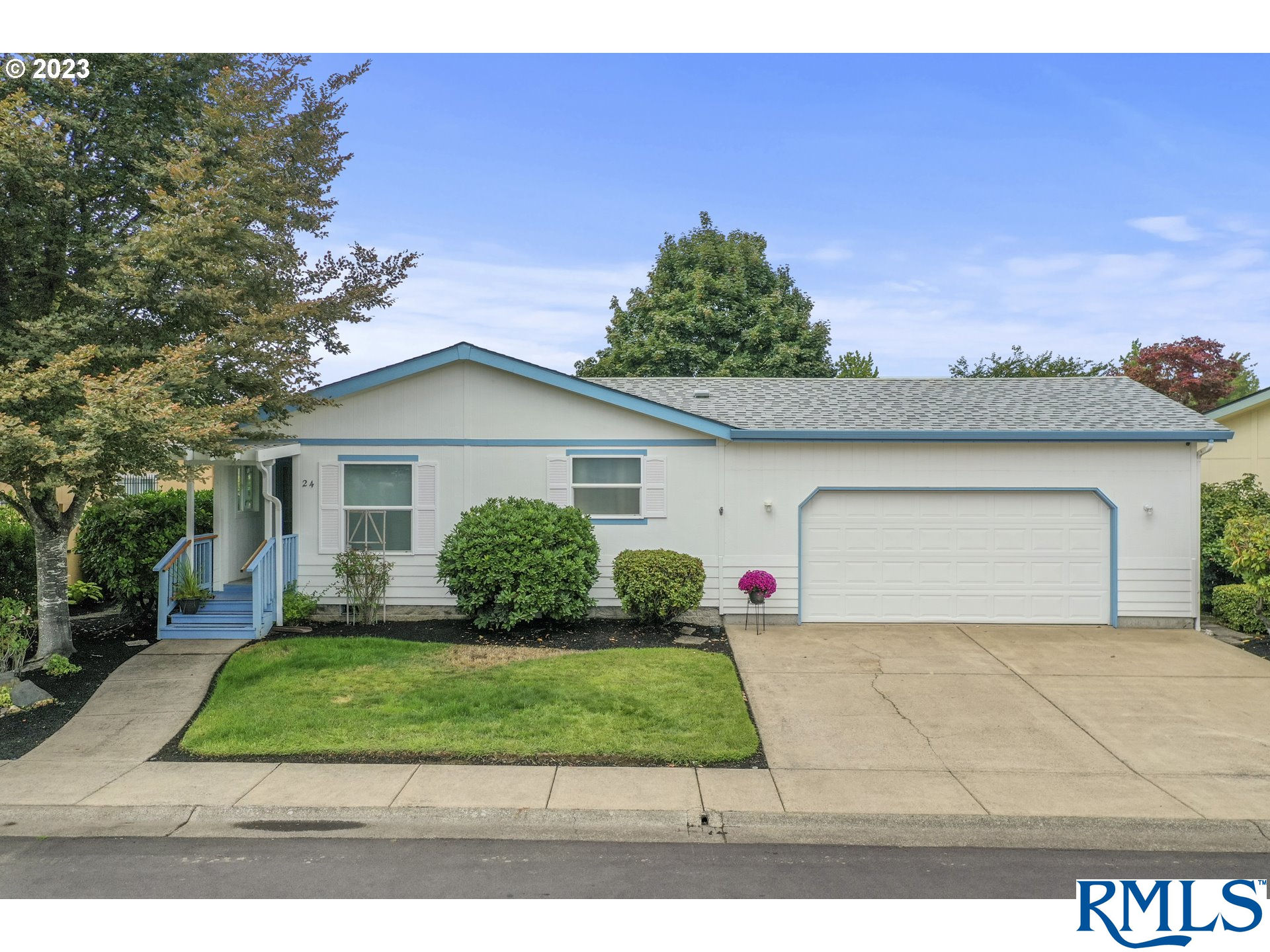 3220 Crescent Ave 24, Eugene, OR 97408