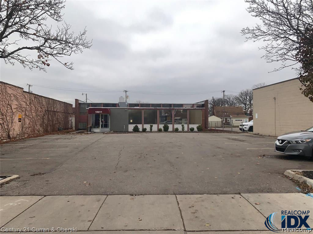 15011 Michigan Avenue, Dearborn, MI 48126