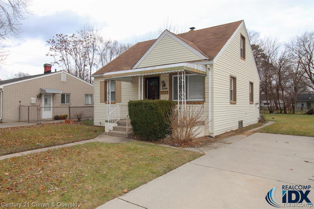 5662 Colonial Street, Dearborn Heights, MI 48127