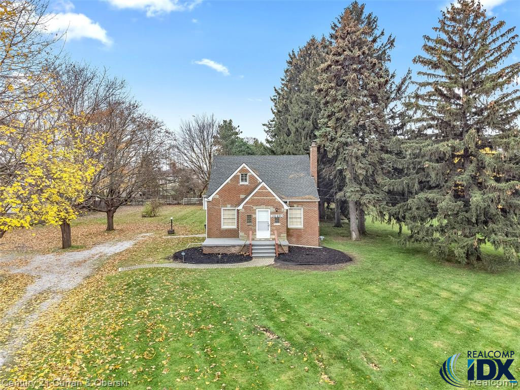 36410 Moravian Drive, Clinton twp, MI 48035