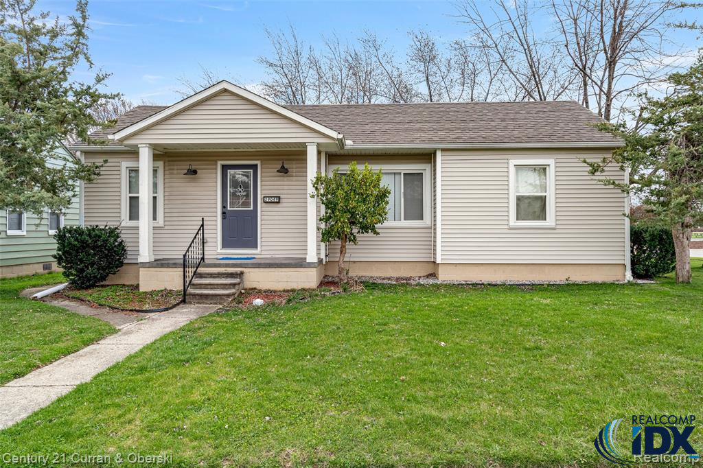 29049 Beechwood Street, Garden City, MI 48135