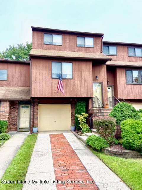 29 Alan Loop, Staten Island, NY 10304