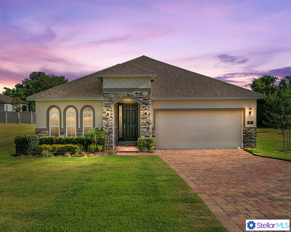 407 Bellissimo Place, Howey IN The Hills, FL 34737