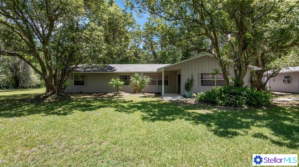 26908 Sikes Street, Yalaha, FL 34797