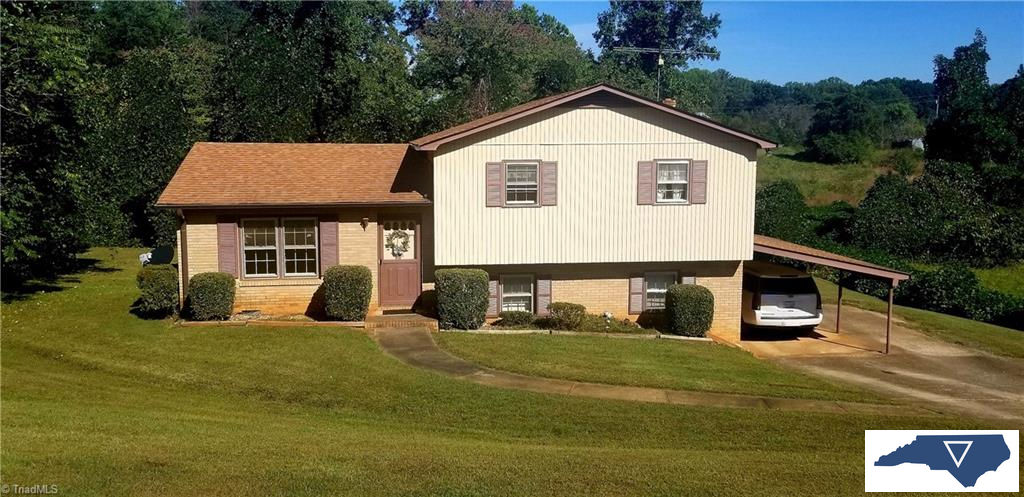 1229 Bowen Road, Yadkinville, NC 27055