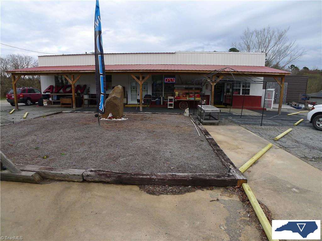 7657 S NC Highway 801, Mocksville, NC 27028