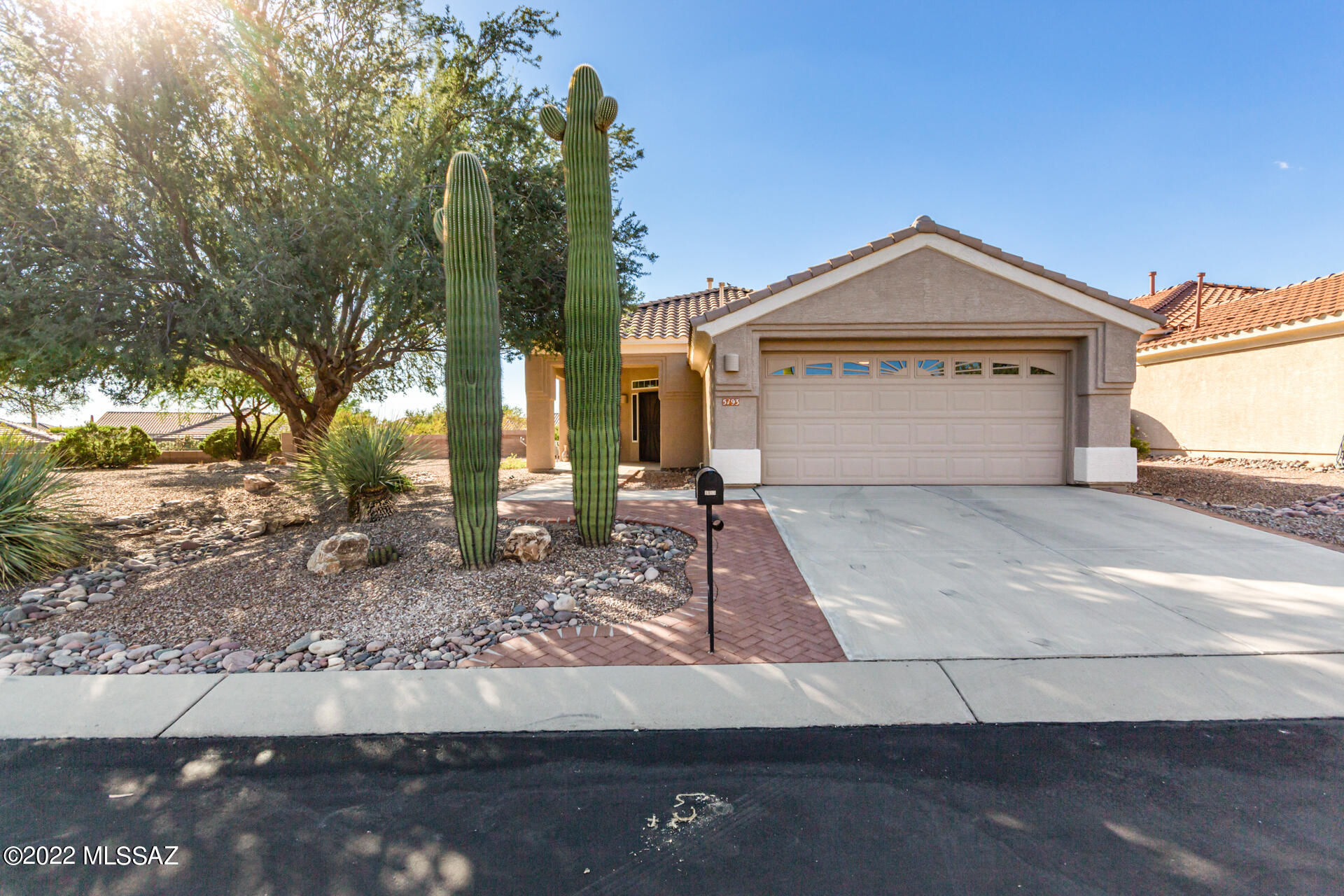 5193 W Desert Song Place, Marana, AZ 85658