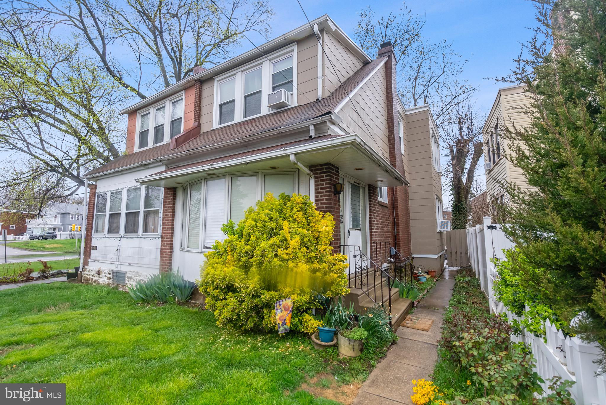 7512 Watson Street, Philadelphia, PA 19111 is now new to the market!