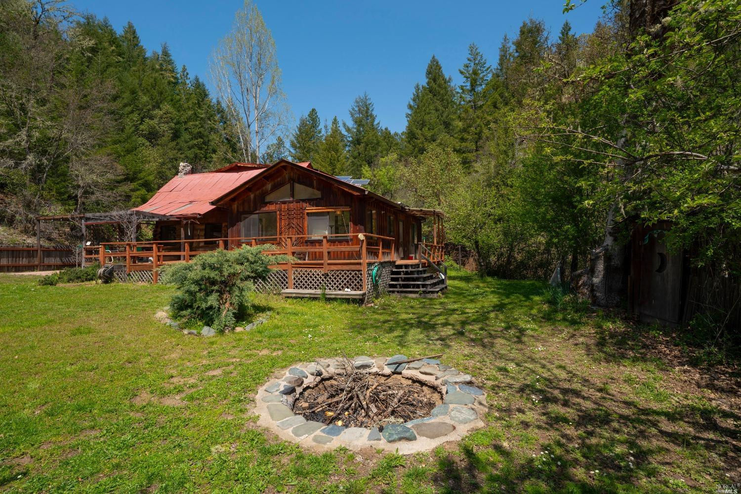 26940 String Creek Road, Willits, CA 95490