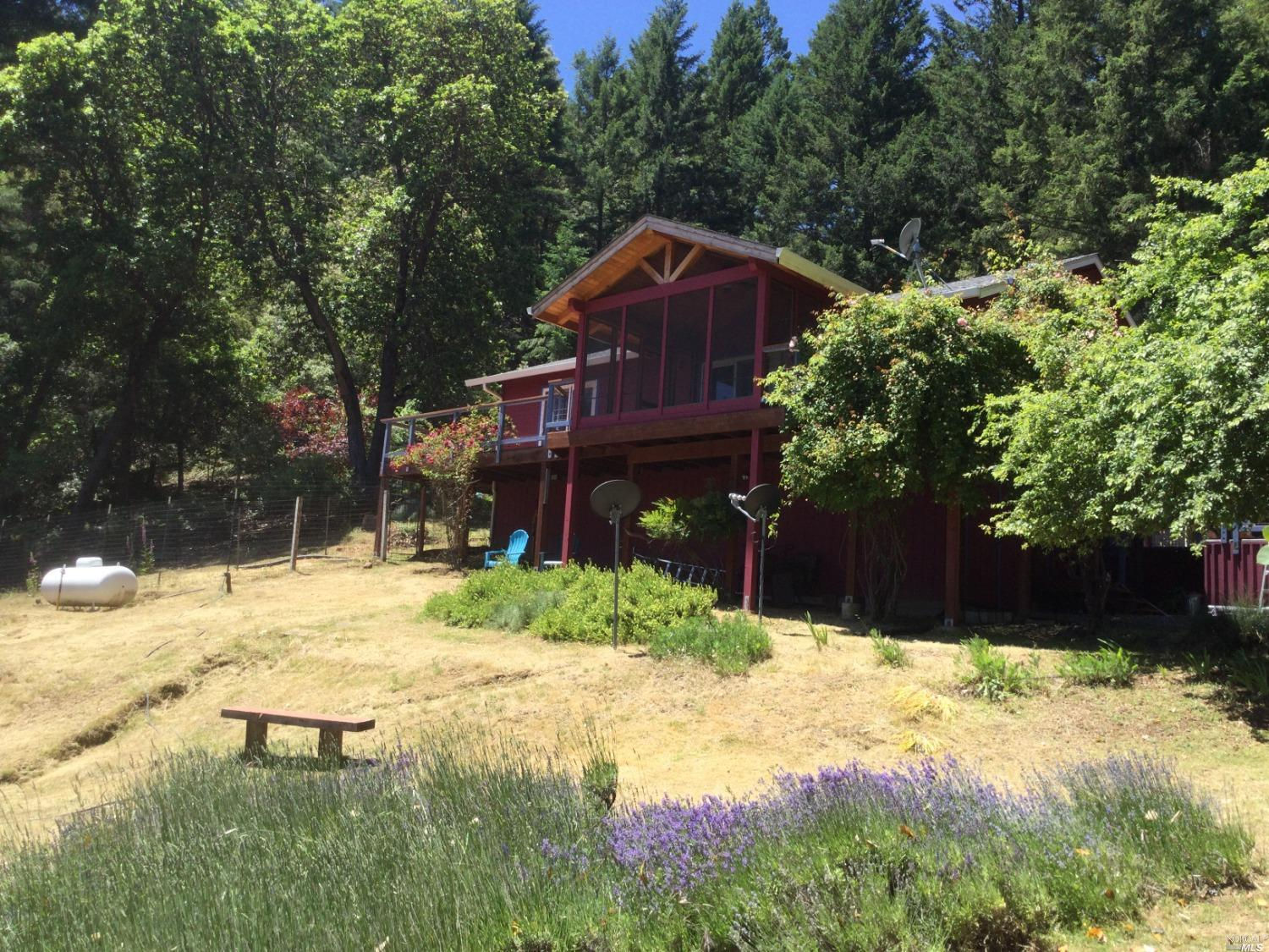 18299 Mariposa Creek Road, Willits, CA 95490