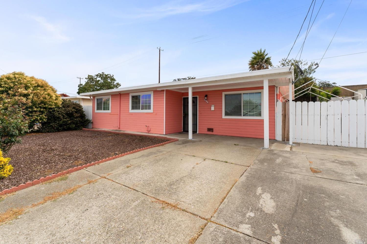 4304 Mcglothen Way, San Pablo, CA 94806