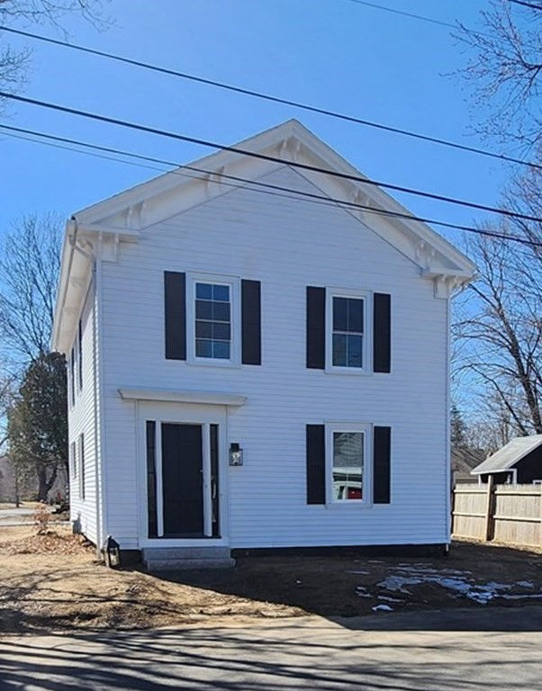 11 High St, West Brookfield, MA 01585