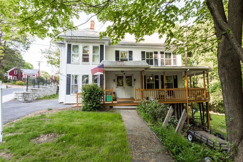 34 Quaboag St, Warren, MA 01083