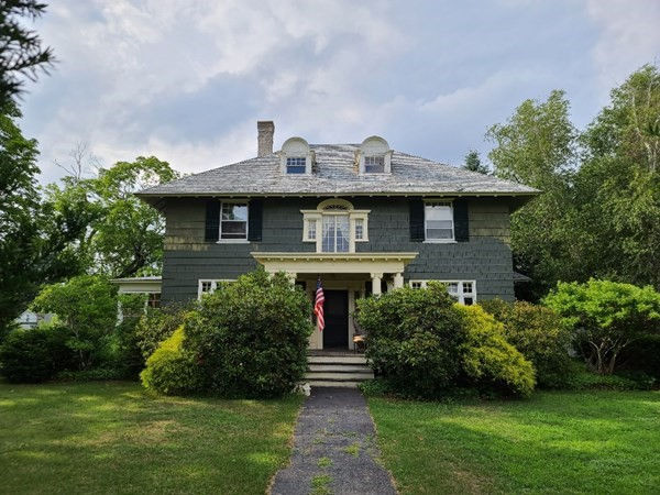 35 West Main St, West Brookfield, MA 01585