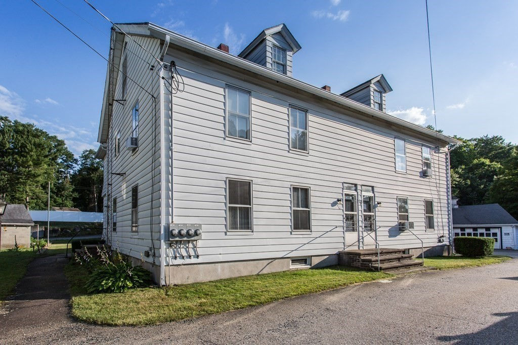 17 Canada Ln, Warren, MA 01092