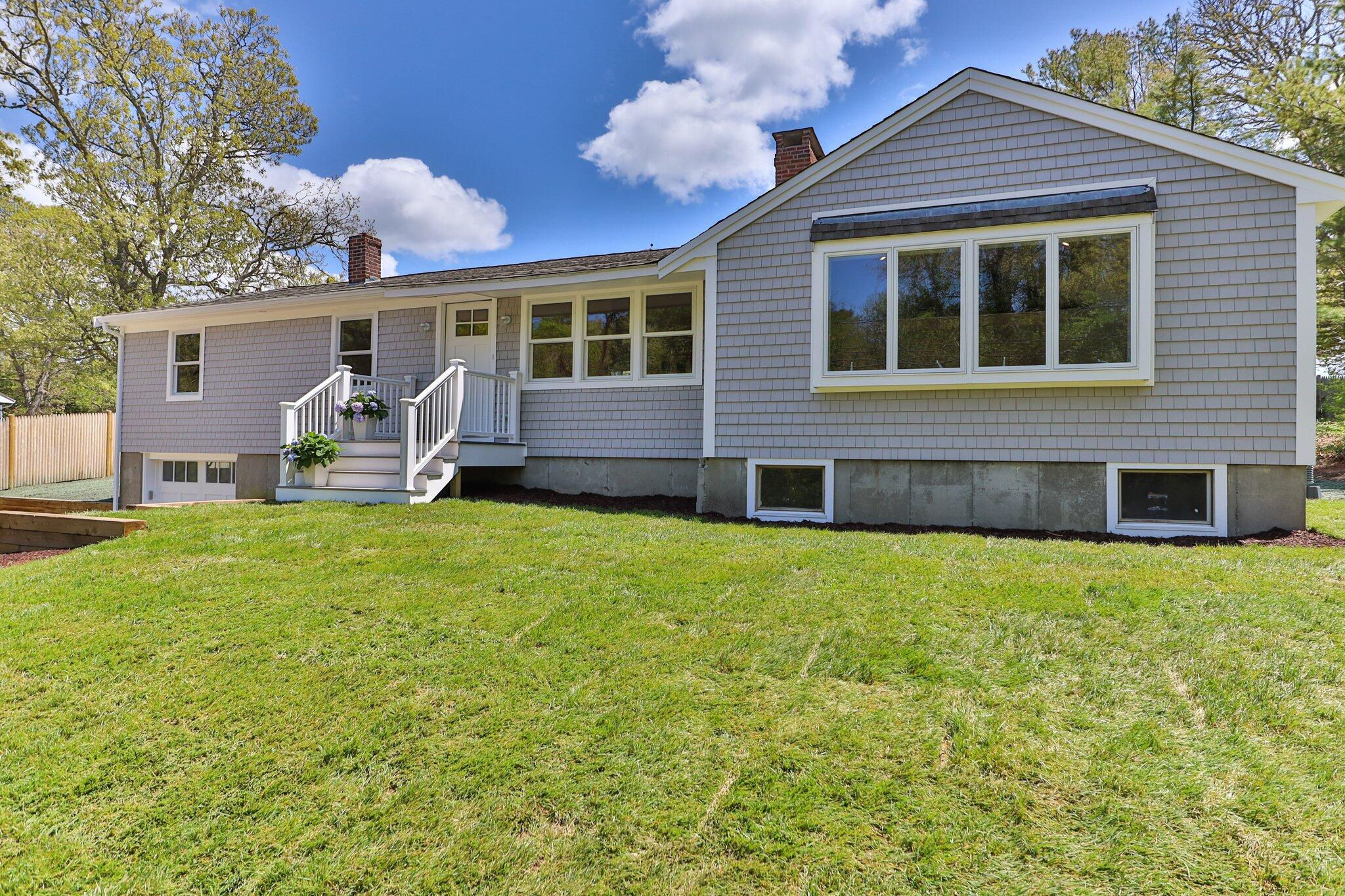 7 Laurie Lane, Harwich Port, MA 02646