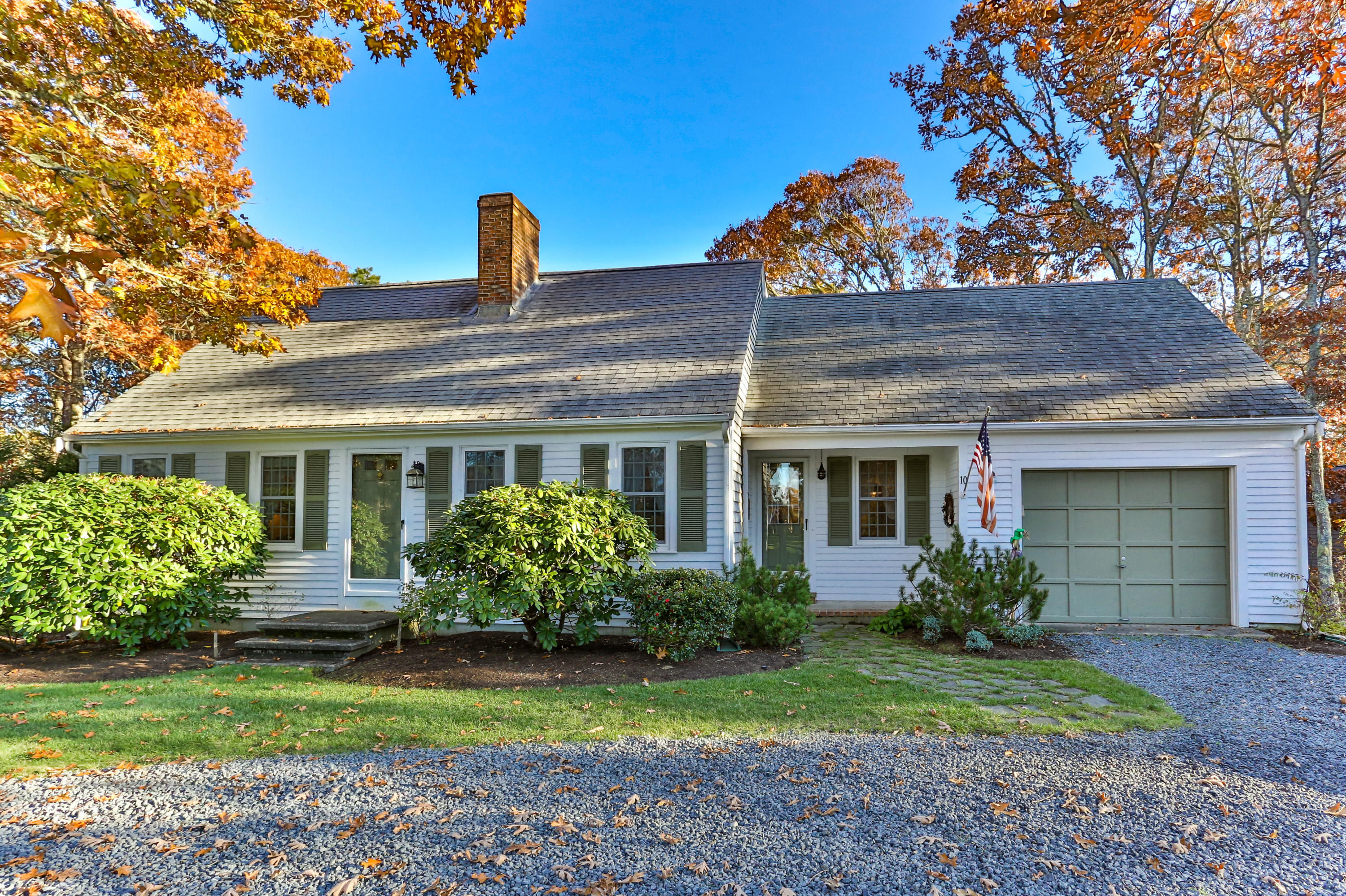 10 Hillcrest Drive, Harwich, MA 02645