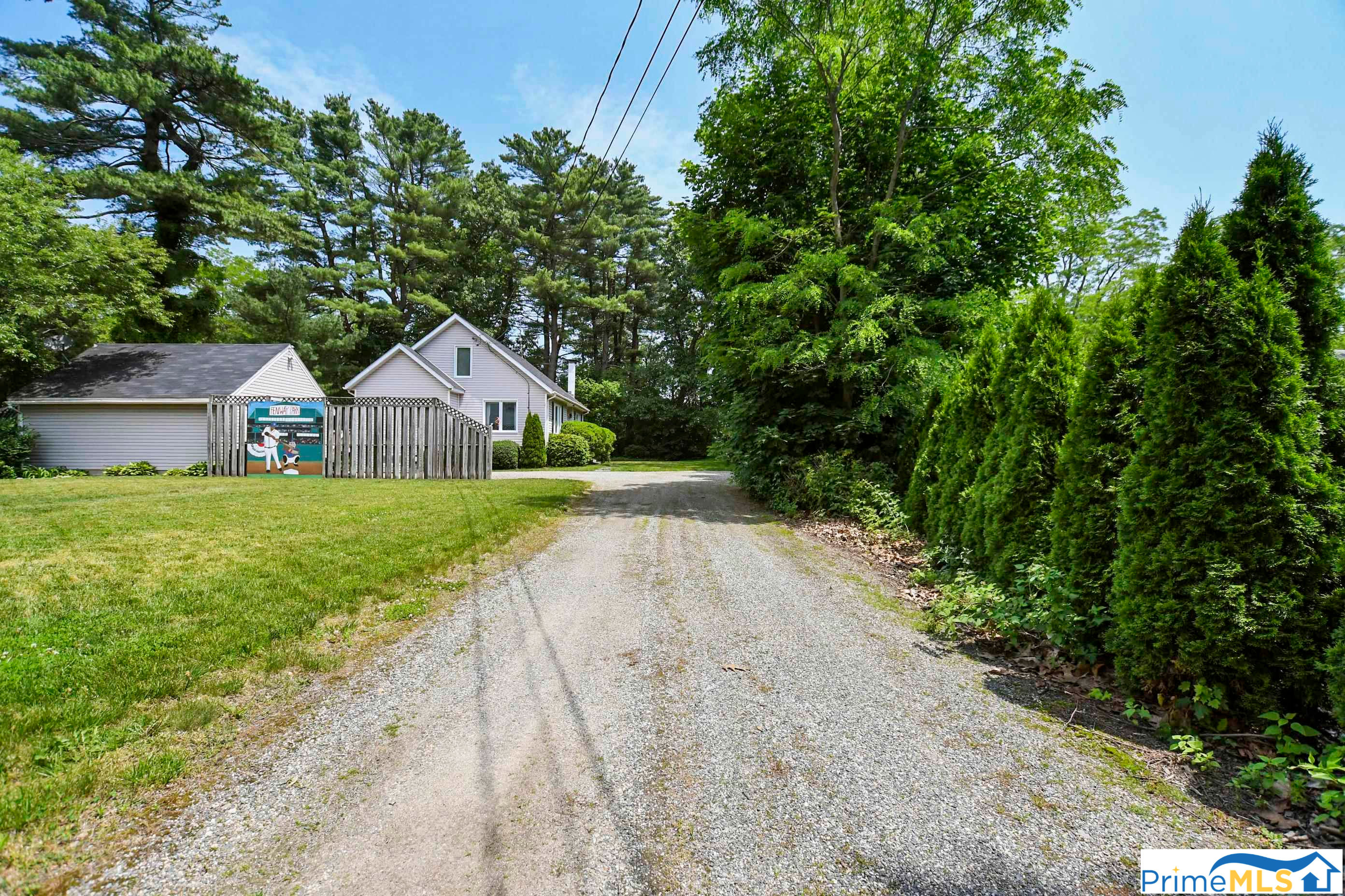 40 Dearborn Avenue, Seabrook, NH 03874