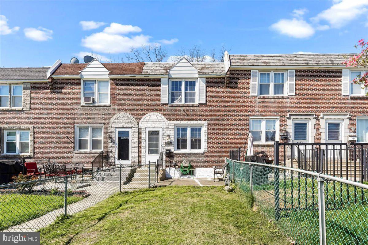 414 S Church Street, Clifton Heights, PA 19018 is now new to the market!