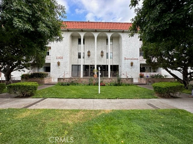 1146 E Lexington Drive 214, Glendale, CA 91206