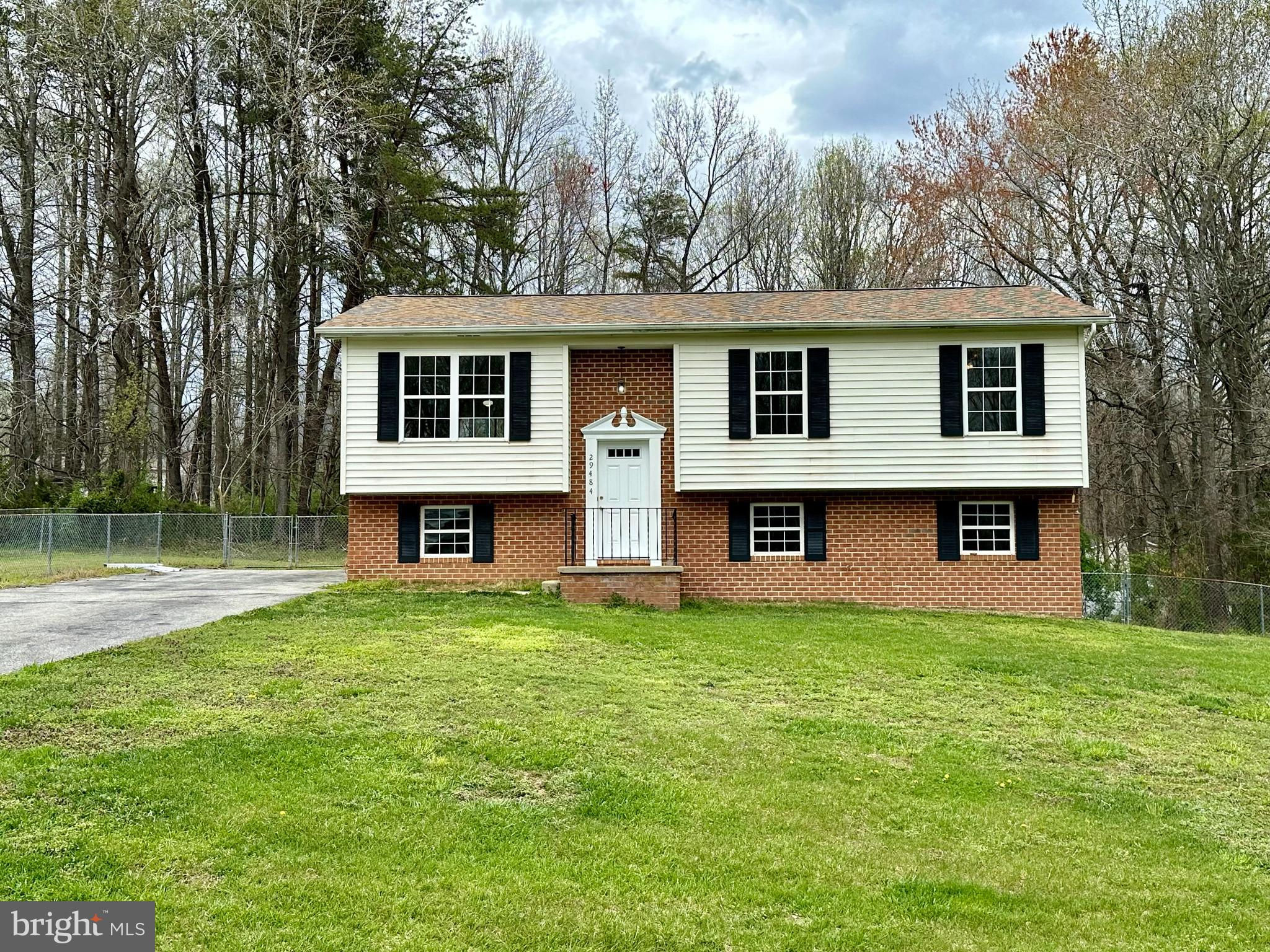 29484 Jennifer Drive, Mechanicsville, MD 20659 is now new to the market!