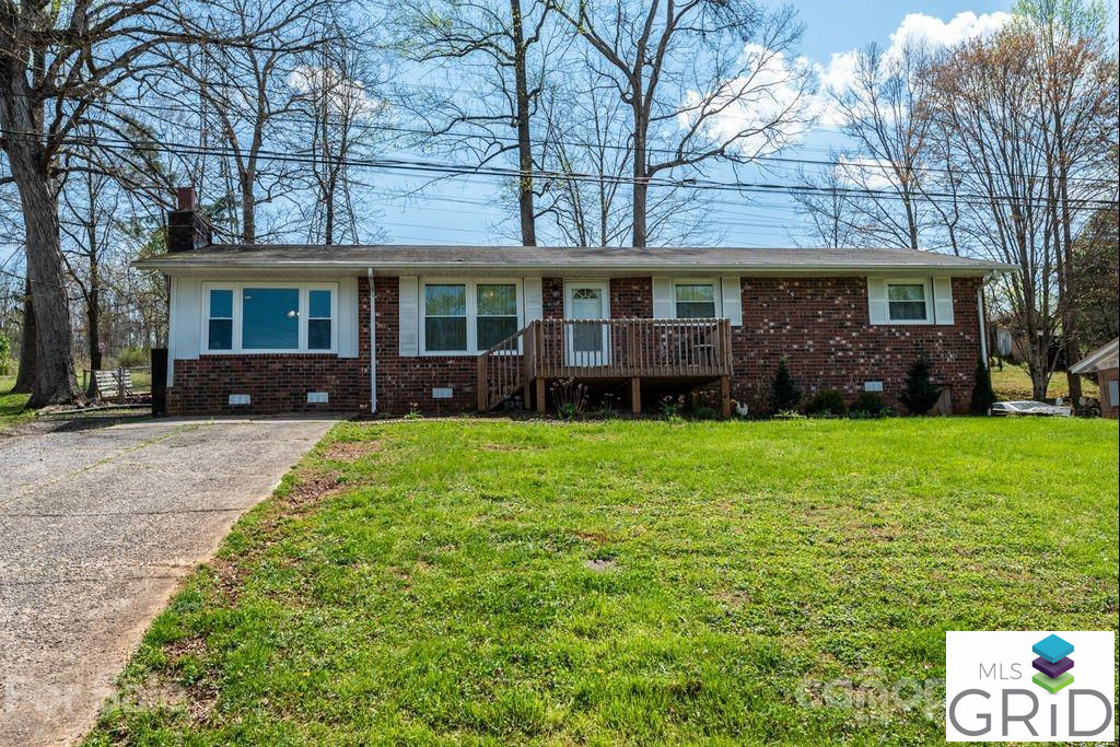 9158 Wilson Heights Avenue, Hildebran, NC 28637