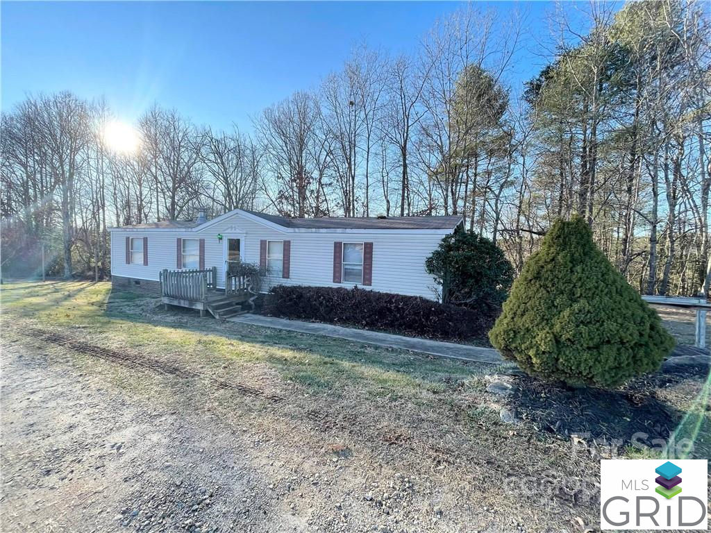 5481 Sheriffs Road, Lenoir, NC 28645