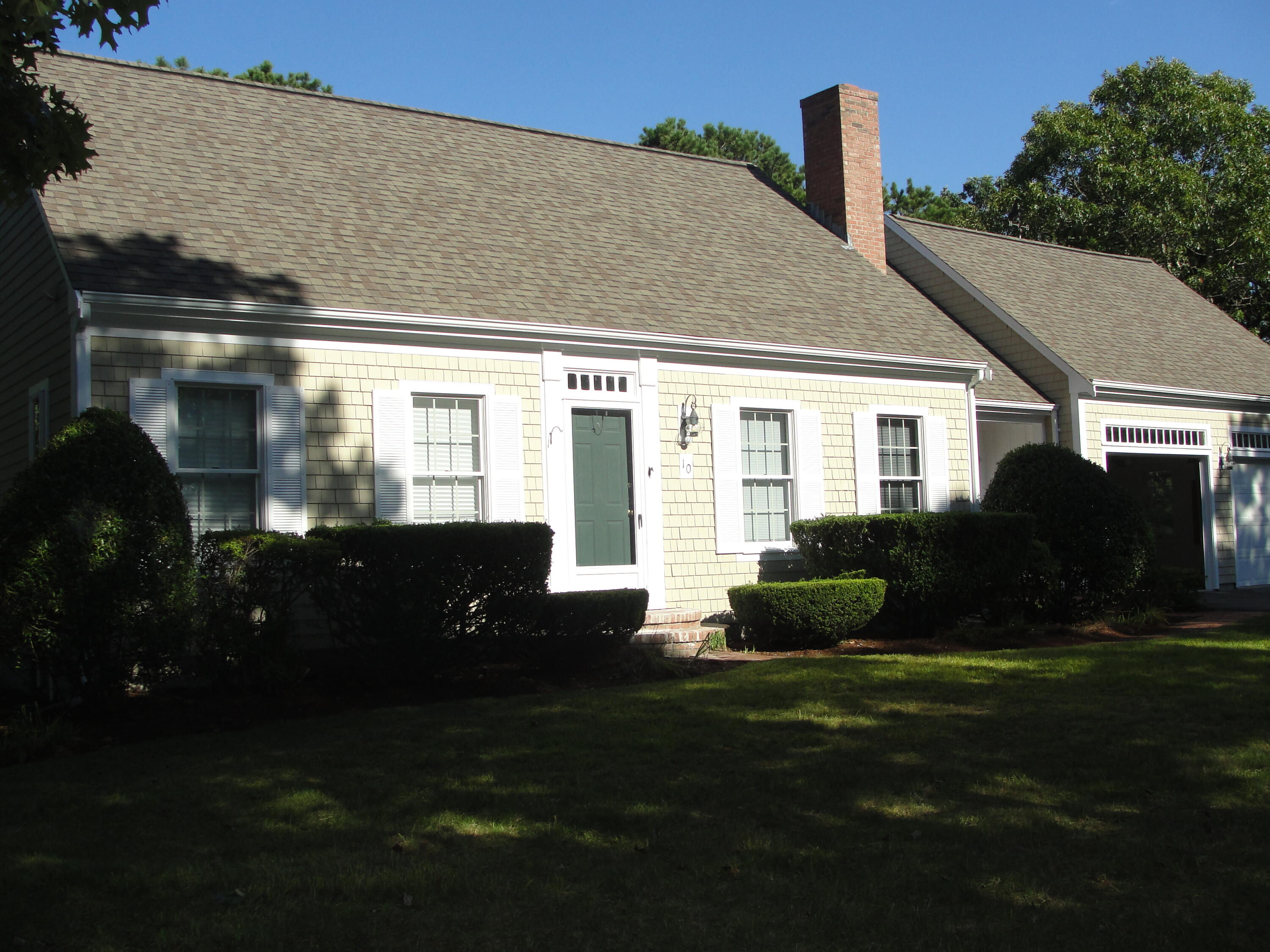 10 Eldridge Pond Road, Harwich, MA 02645