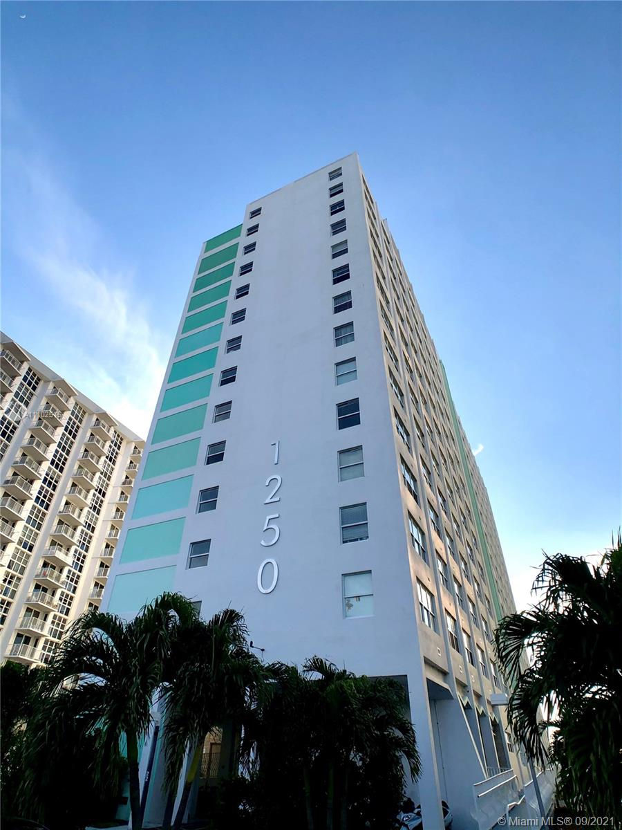 1250  West Ave   12i, Miami Beach, FL 33139