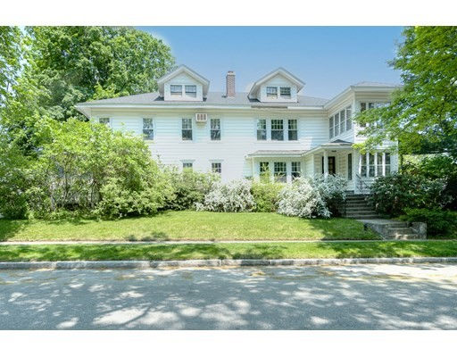 81 Forest Street, Worcester, MA 01609