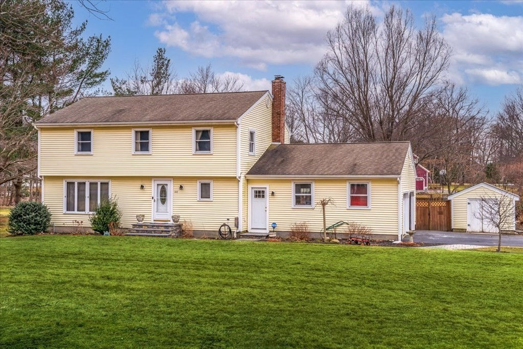 103 Old Westboro Rd, Grafton, MA 01536