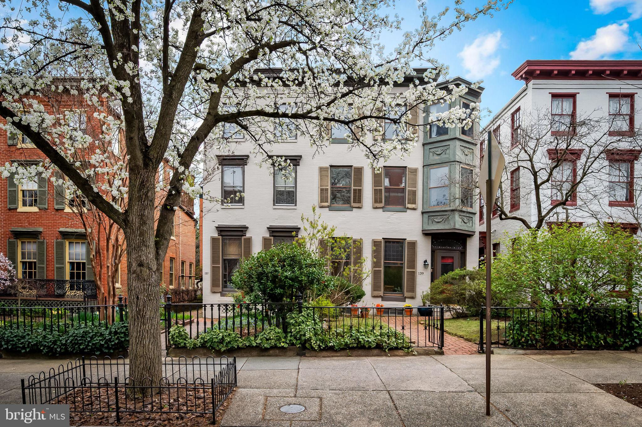 139 W Lafayette Avenue, Baltimore, MD 21217 is now new to the market!