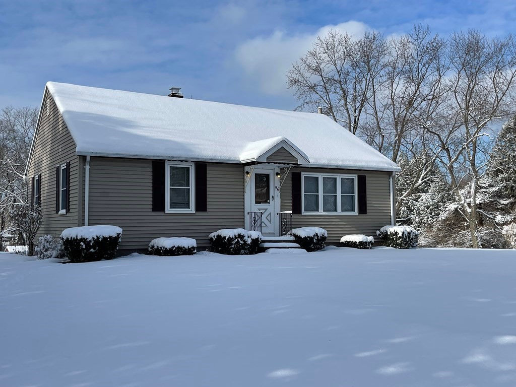 96 Fremont St, Taunton, MA 02780