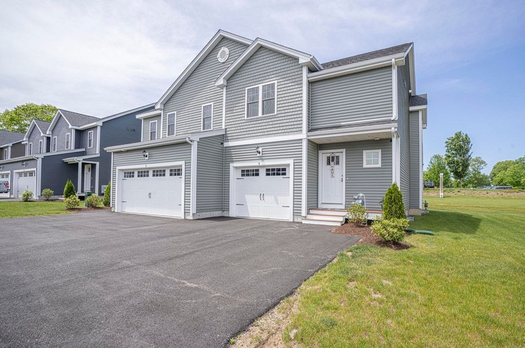 6 Bridget's Way A, Lakeville, MA 02347