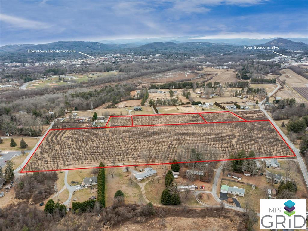 +/- 27.09 Acres Tracy Grove Road, Hendersonville, NC 28792