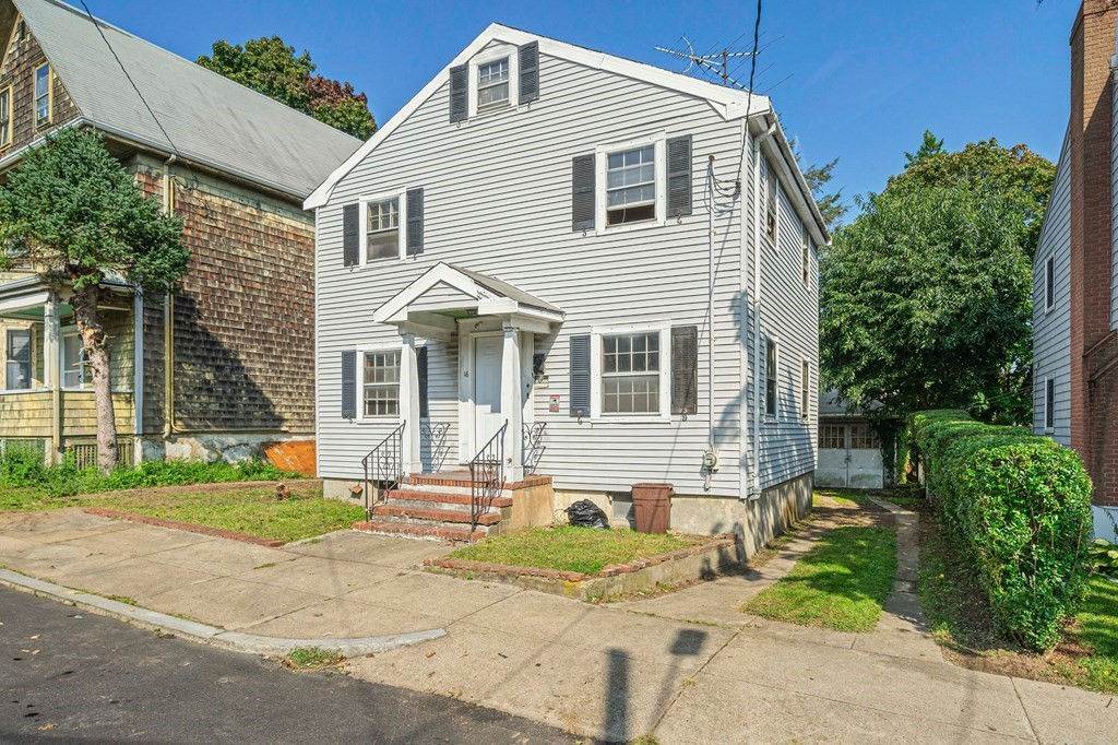 16 Magdala St, Boston, MA 02124