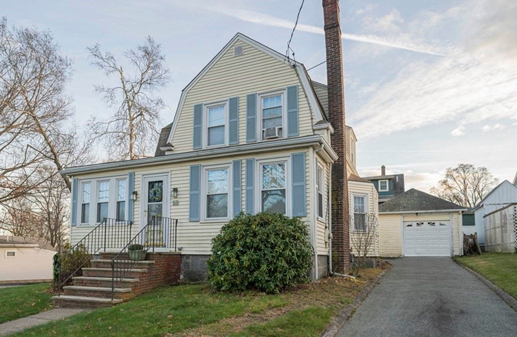 68 West St, Braintree, MA 02184