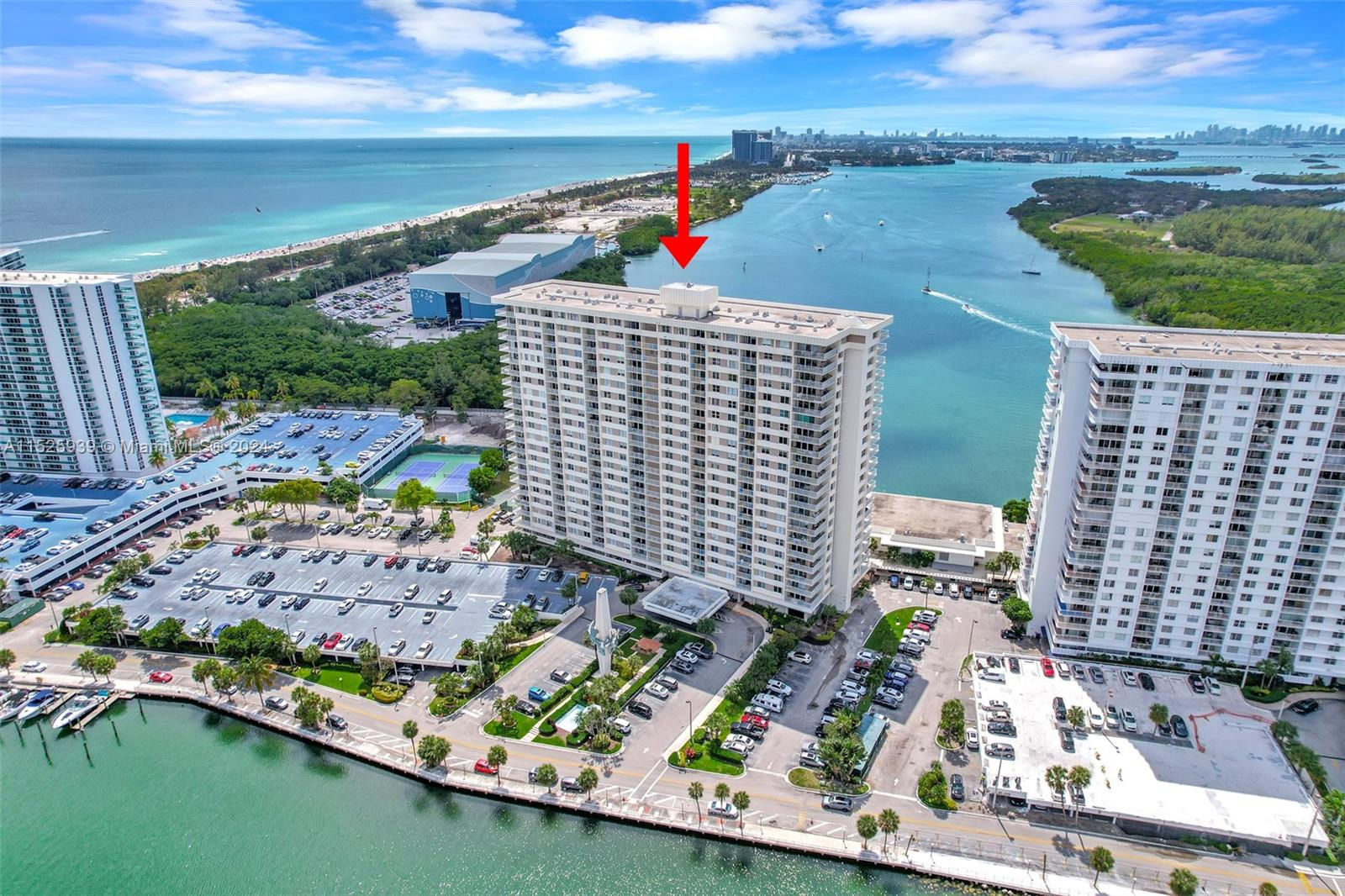 300 Bayview Dr 614, Sunny Isles Beach, FL 33160