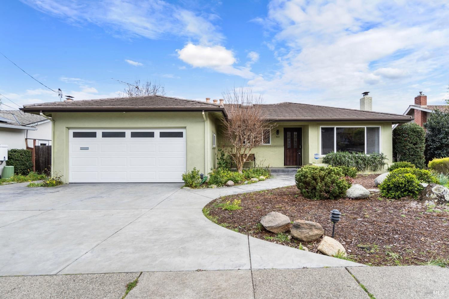 563 Tamarack Drive, San Rafael, CA 94903