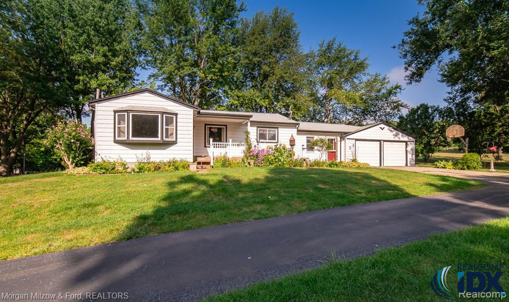 7825 S Eston Road, Independence twp, MI 48348