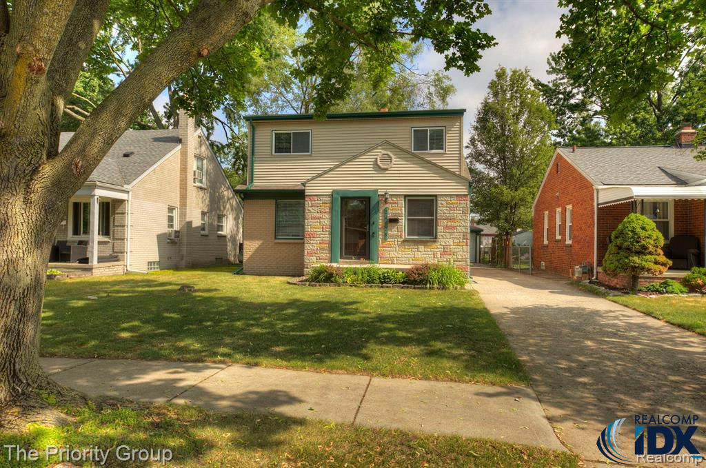 24128 Colgate Street, Dearborn Heights, MI 48125