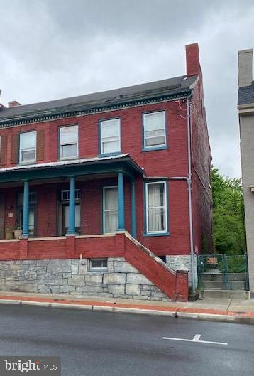 209 E Martin Street, Martinsburg, WV 25401 is now new to the market!