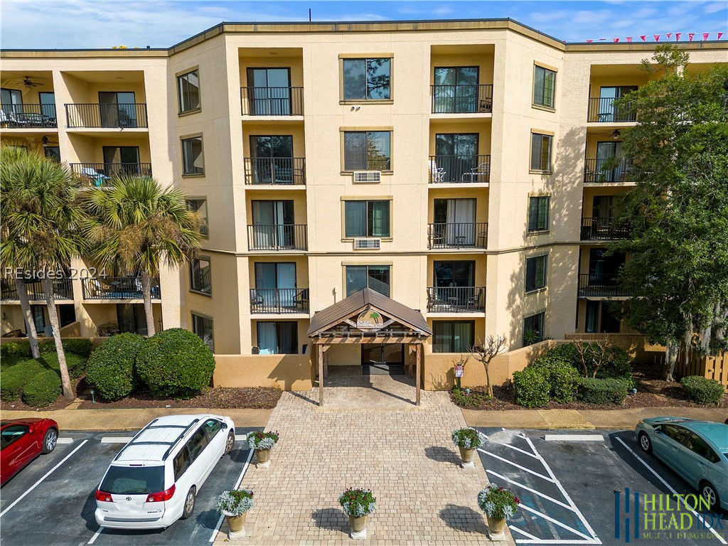 10 Lemoyne Avenue 105, Hilton Head Island, SC 29928