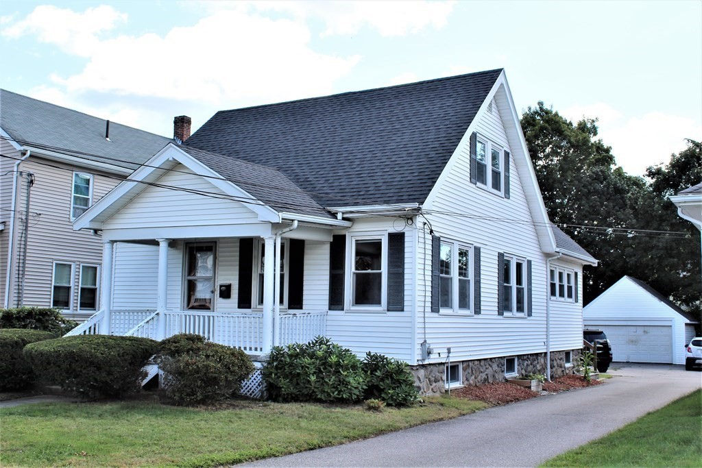 6 Westbrook St, Milford, MA 01757