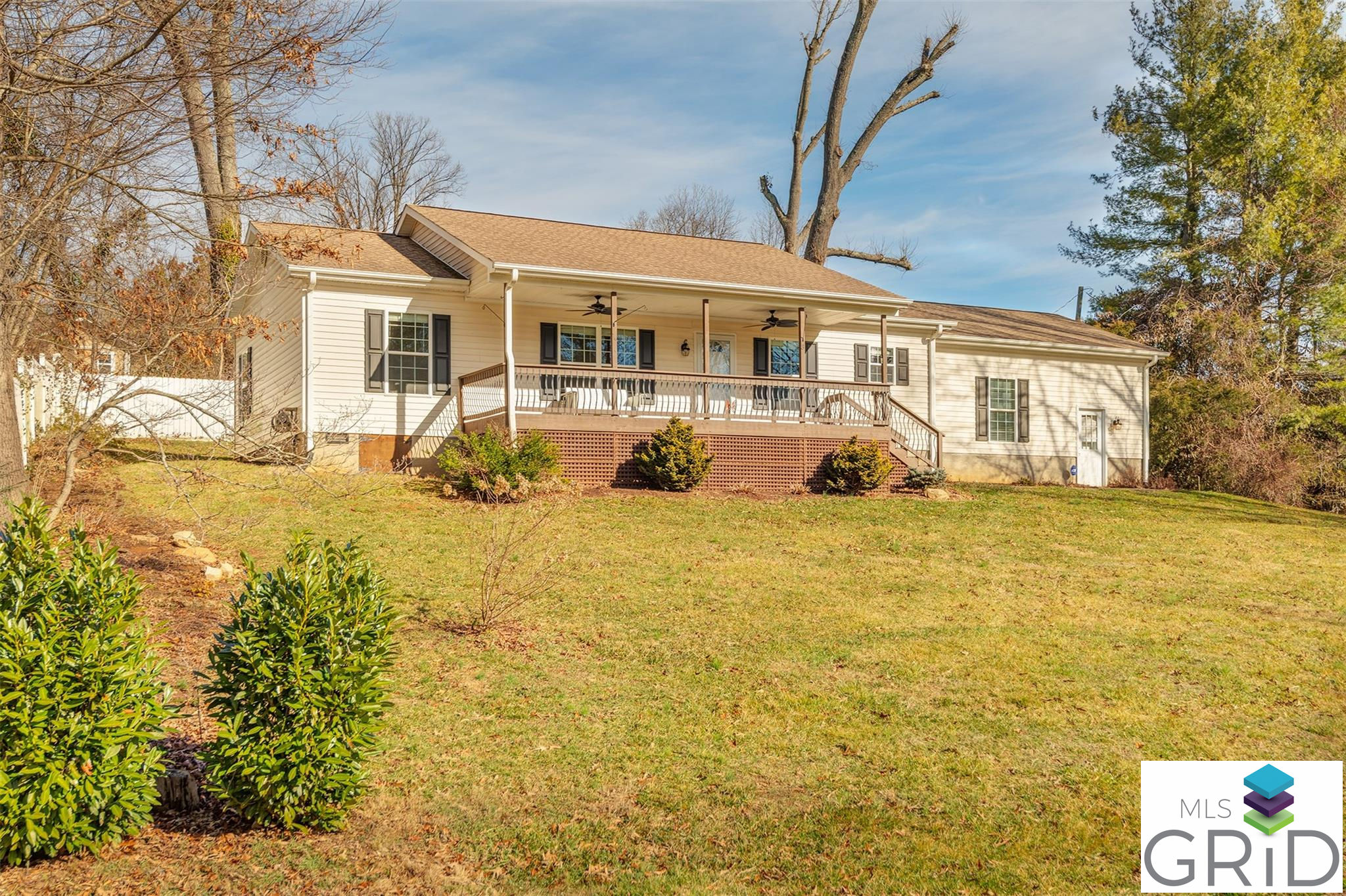 3 Clinton Street, Weaverville, NC 28787