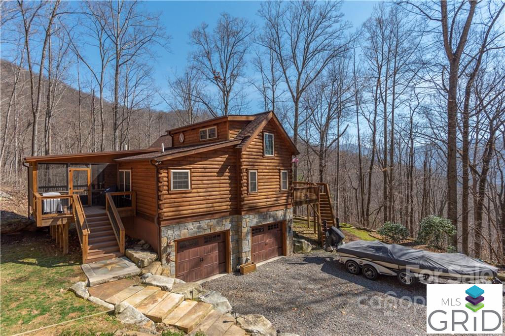 51 N Knob Lane, Weaverville, NC 28787