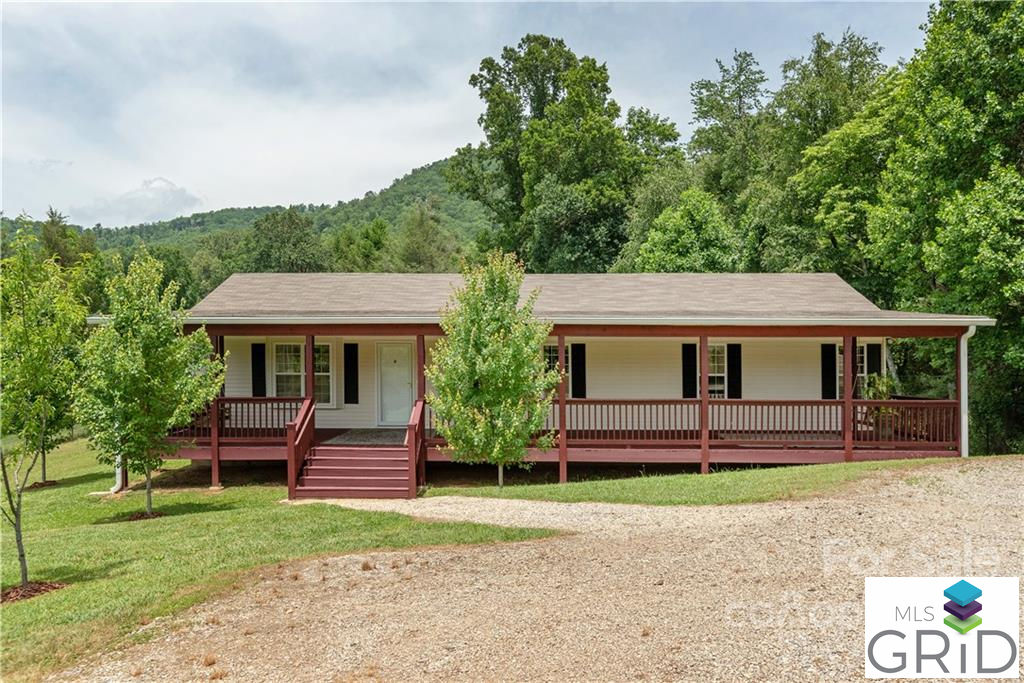 2266 N Mills River Road, Mills River, NC 28759